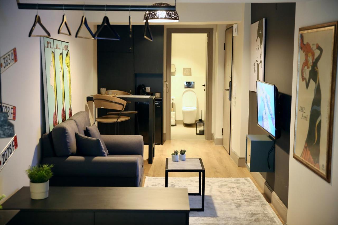 Urban Living 4 * Salonic