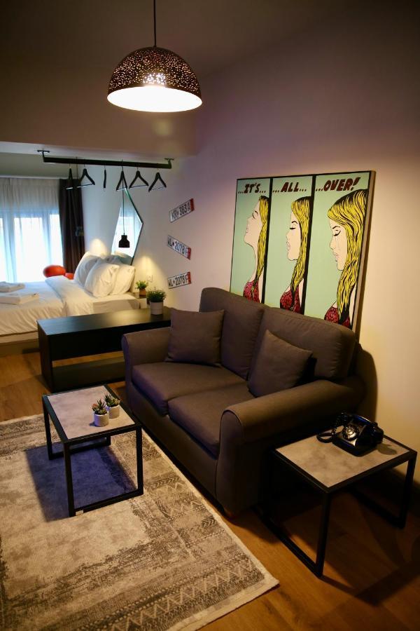 Urban Living 4 Apartment